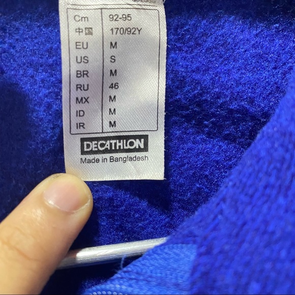 Decathlon Winter Tshirt - Picture 4 of 9